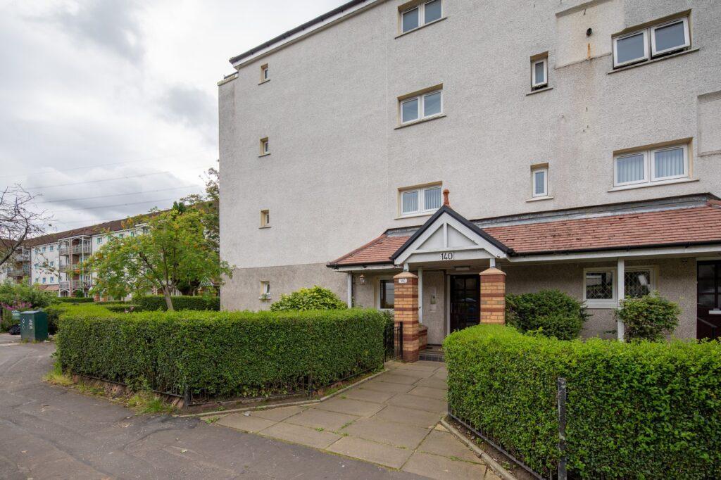 Skirsa Street, Cadder, Glasgow 2 bed flat for sale £60,000