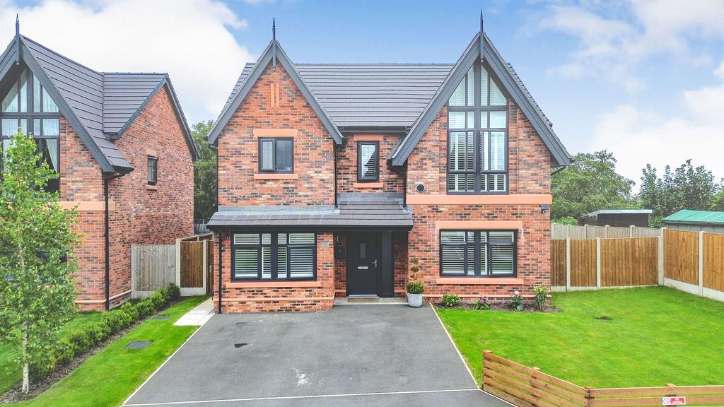 Grove, Radcliffe, M26 4 bed detached house for sale £595,000