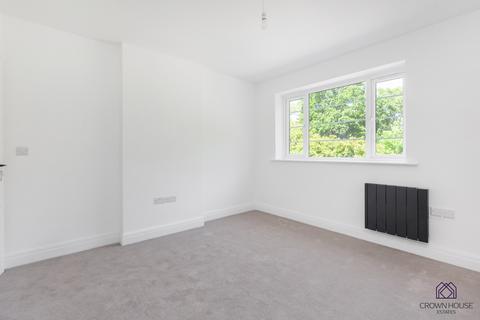 undefined, Edgware Court, Edgware, Greater London, HA8
