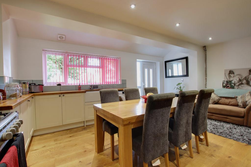 THE LINKS, GOSPORT 3 bed terraced house for sale £289,950