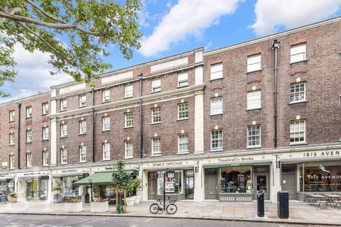 undefined, Store Street, Bloomsbury, WC1E