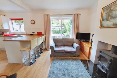 15 Beaufront Avenue, Hexham, NE46 1JD