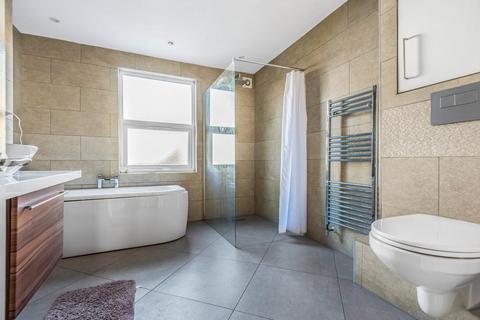 184a Battersea Park Road, London, SW11 4ND