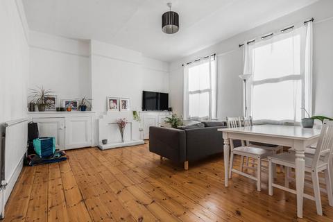 184a Battersea Park Road, London, SW11 4ND