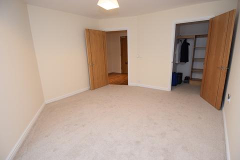 1 bedroom ground floor flat for sale, Queen Eleanor Court, Salisbury Street, Amesbury, SP4 7FU