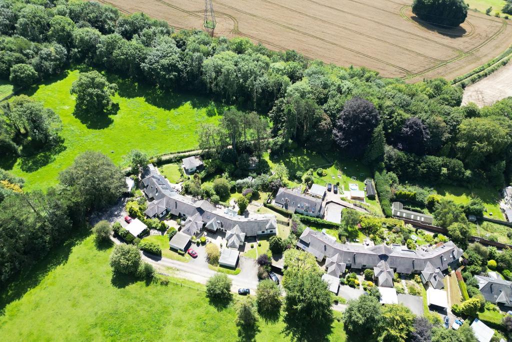 Leckhampton Hill, Cheltenham, Gloucestershire, GL53 5 bed semidetached