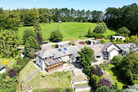 5 bedroom semi-detached house for sale, Leckhampton Hill, Cheltenham, Gloucestershire, GL53