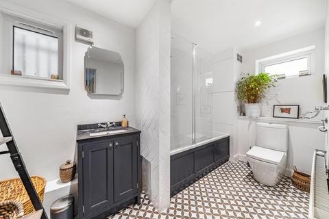 126b Devonshire Road, London, SE23 3SZ