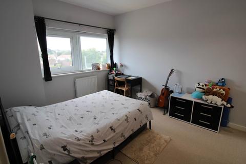 2 bedroom flat to rent, Albany Gate, Darkes Lane