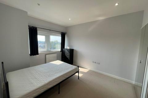 2 bedroom apartment to rent, Albany Gate, Potters Bar