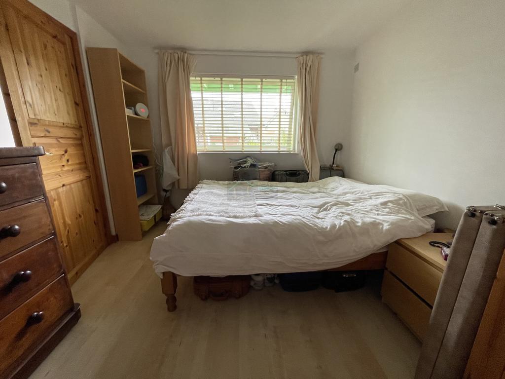 Flat 2 Bedroom a.JPG