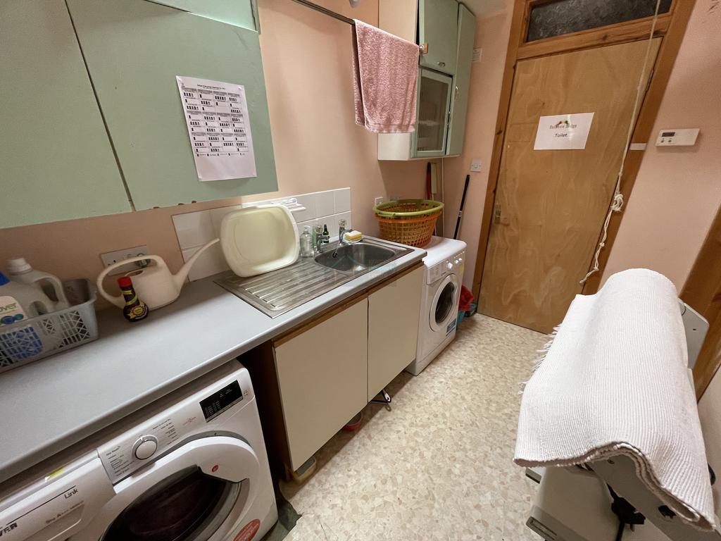 Utility Room.JPG