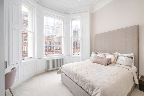 3 bedroom flat for sale, Ashburn Gardens, London