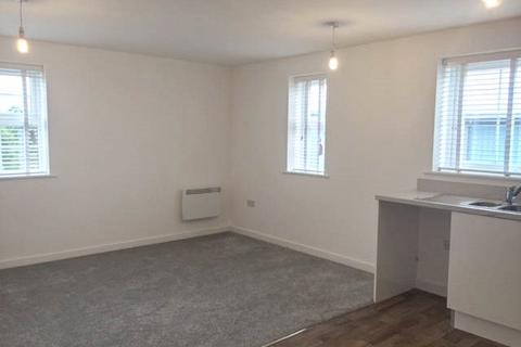 2 bedroom flat for sale, Llys Nantgarw, Wrexham, LL13