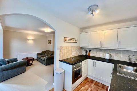 1 bedroom flat to rent, Kings Road, Ilkley, West Yorkshire, LS29