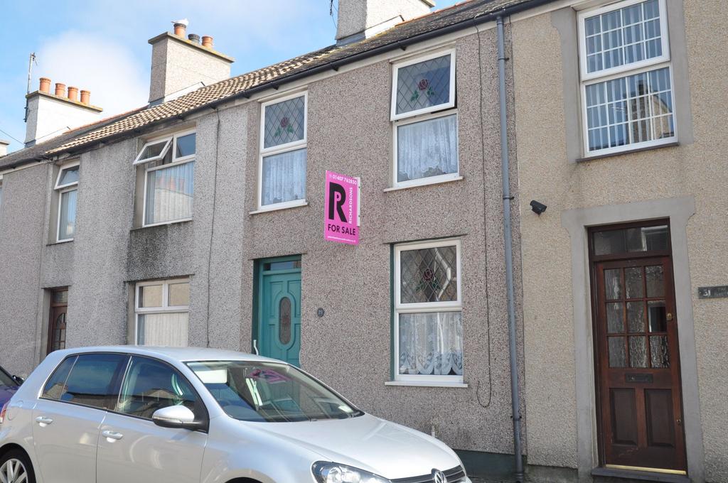 Holyhead, LL65 3 bed terraced house for sale £125,000