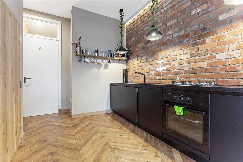 Breakfasting Kitchen