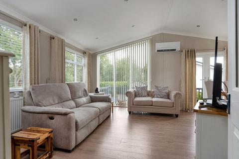 2 bedroom lodge for sale, Mill Lane, Yarwell, Stamford, PE8