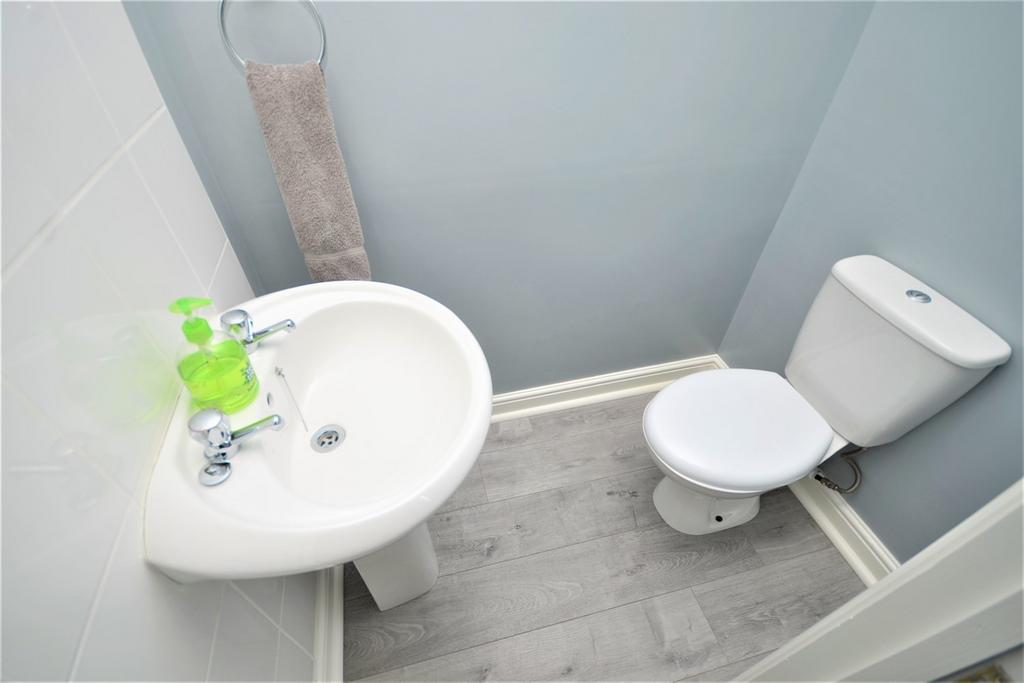 G.F. Toilet