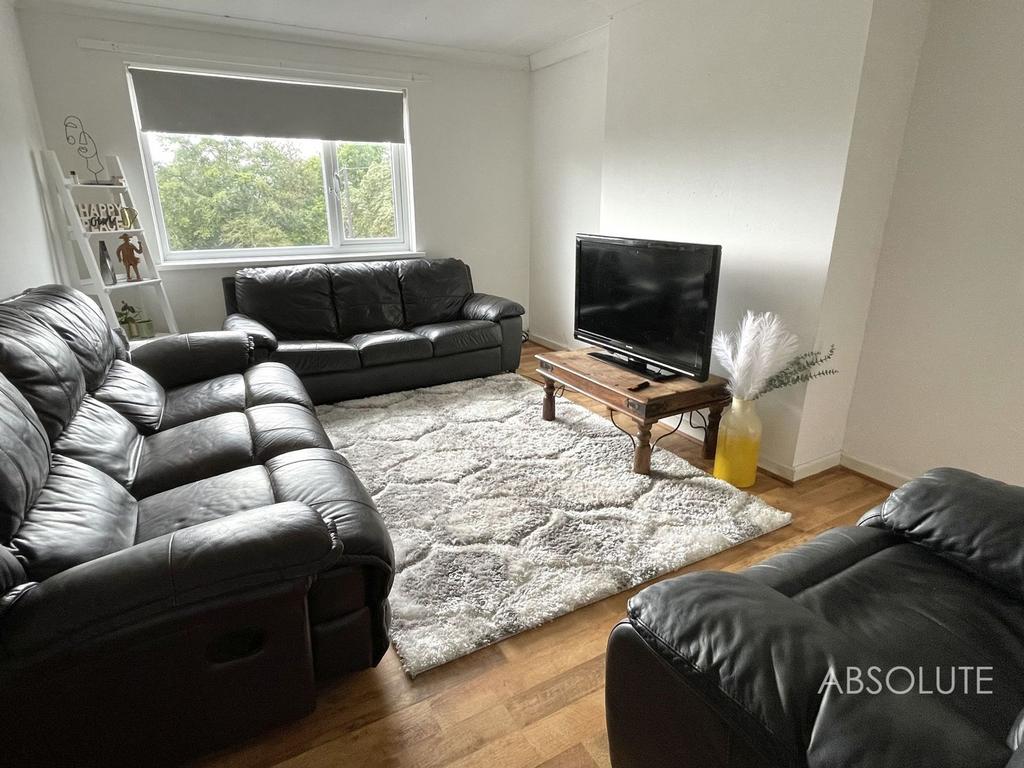 Barton Hill Road, Torquay, TQ2 3 bed apartment £895 pcm (£207 pw)