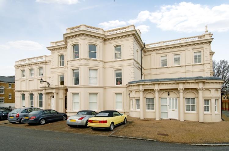 Cedars Close 31 i...