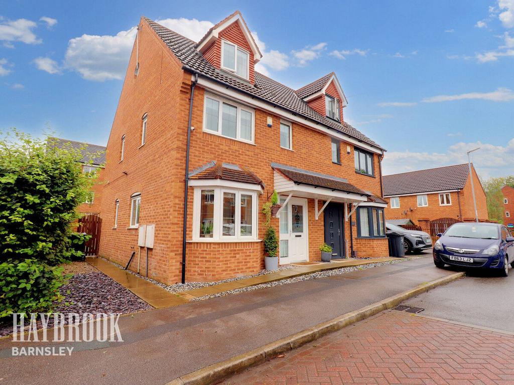 Kingfisher Drive, Wombwell 3 bed semidetached house £195,000