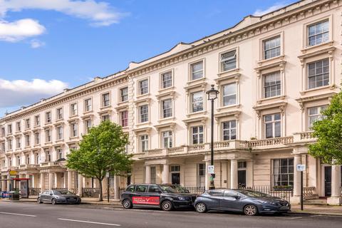 3 bedroom flat for sale, Claverton Street, London, SW1V