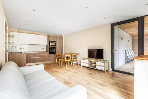 2 bedroom flat for sale - The Bellerby Apartments, Leapale Lane, Guildford, Surrey, GU1.