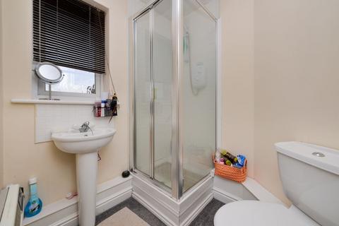 2 bedroom flat to rent, Moorhouse Close, Wellington, TF1