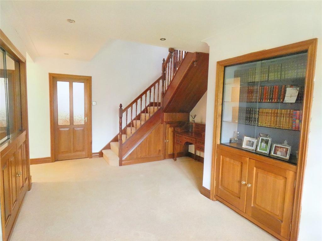 Manor Court, Kirkby Stephen, Cumbria, CA17 4 bed bungalow for sale £