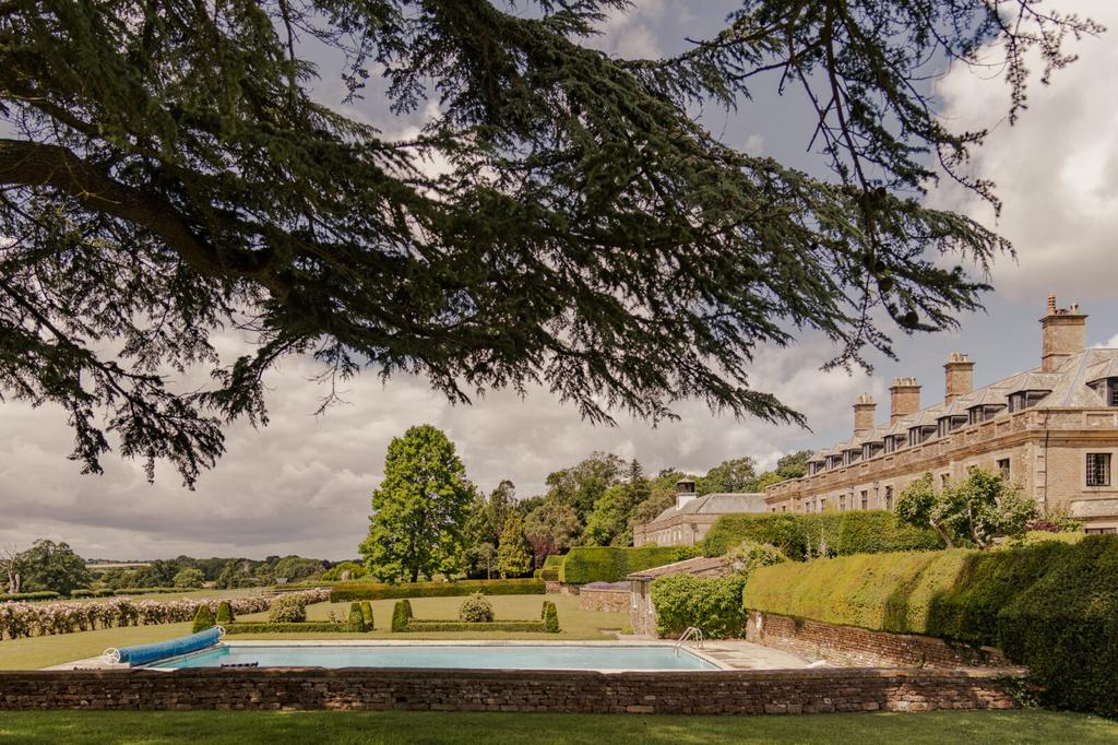 Redlynch House, Bruton, Somerset 4 bed flat for sale £1,850,000