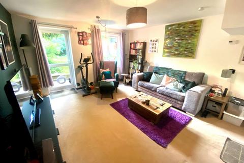 39 Dore Close, Northampton, NN3 8PZ