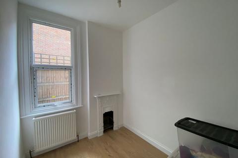 11 Trevelyan Road, London, SW17 9LS