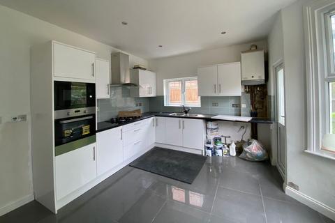 11 Trevelyan Road, London, SW17 9LS
