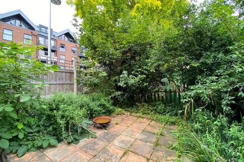11 Trevelyan Road, London, SW17 9LS