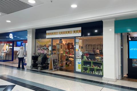 Retail property (high street) to rent, Unit 90 (42 Westbury Mall) Fareham Shopping Centre, Fareham, PO16 0PD