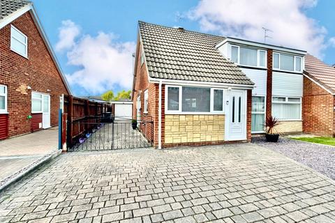8 Fieldfare, Swindon, SN3 5BE