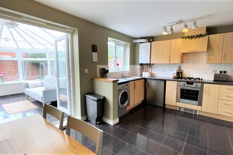 37 Whittingham Drive, Wroughton, Swindon, SN4 0TE