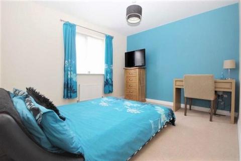 31 Dragonfly Road, Swindon, SN3 4ET