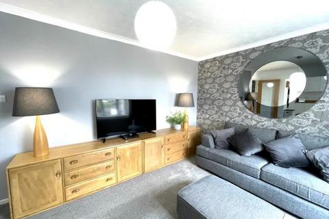 24 Garraways, Royal Wootton Bassett, Swindon, SN4 8LL