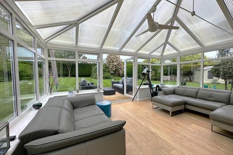 18 Brettingham Gate, Swindon, SN3 1NH
