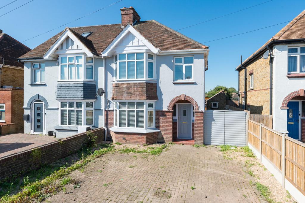 Margate Road, Ramsgate, CT12 3 bed semidetached house for sale £300,000