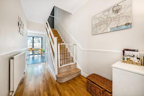 18 Salters Hill, London, SE19 1DZ