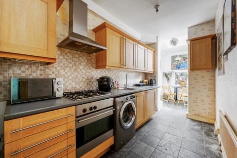 1 bedroom apartment to rent, Barons Court Road, W14