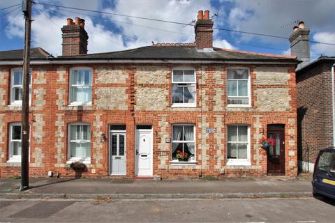 2 bedroom terraced house for sale - Lymbourn Road, Havant