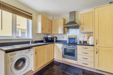 2 bedroom apartment to rent, Welch Way,  Witney,  OX28