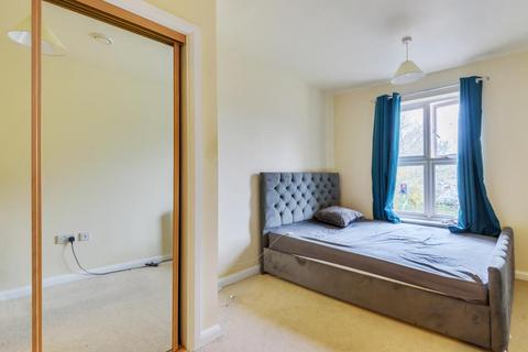 2 bedroom apartment to rent, Welch Way,  Witney,  OX28