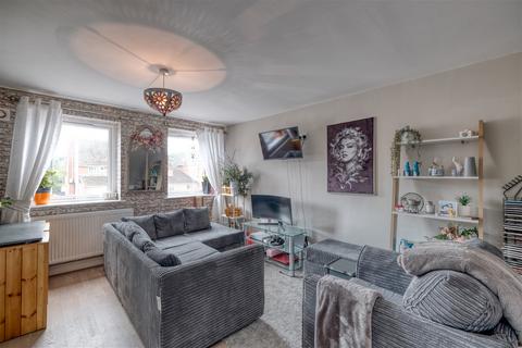 Flat 8, Highcroft House, 81 - 85 New Road, Rubery, Birmingham, B45 9JR