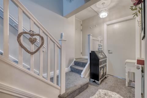 Flat 8, Highcroft House, 81 - 85 New Road, Rubery, Birmingham, B45 9JR