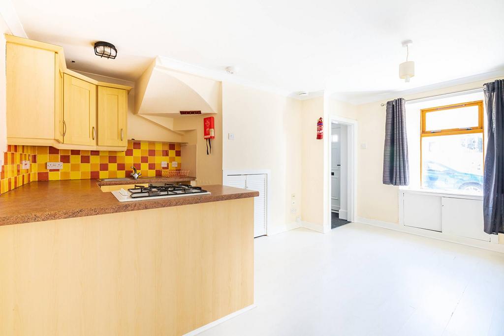 31 Low Shore, Macduff, AB44 1RE 1 bed terraced house for sale £50,000